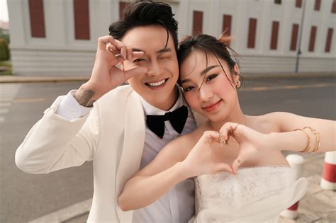 titi pornhub|Hậu tin đồn hẹn hò Nhật Kim Anh, TiTi bất ngờ kết hôn với bạn .